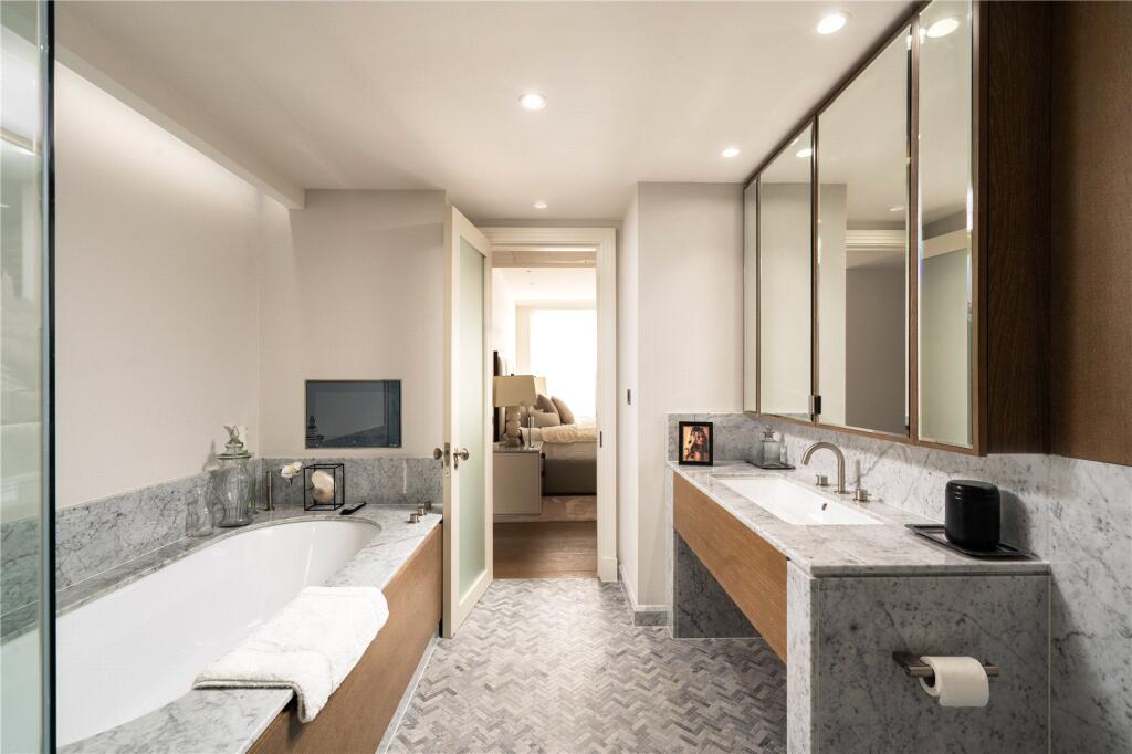 3 bedroom apartment for sale in Pont Street, Belgravia, London, SW1X